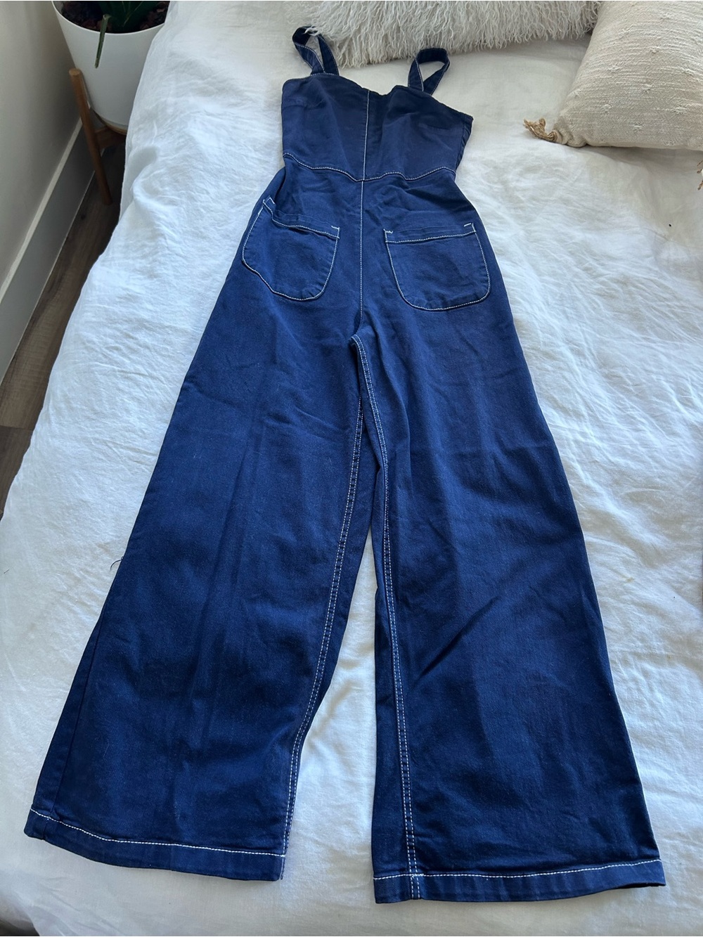 Zara Women's Navy Wide-Leg Denim Jumpsuit